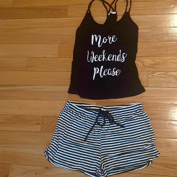 Pajama Set - Picture 3 of 5